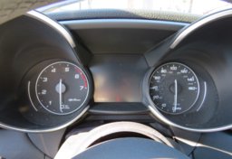 2017 Alfa Romeo Giulia - Thumbnail 31