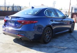 2017 Alfa Romeo Giulia - Thumbnail 7