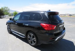 2019 Nissan Pathfinder - Thumbnail 8