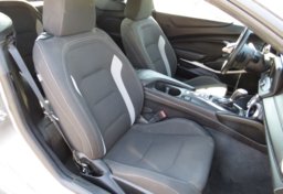 2020 Chevrolet Camaro - Thumbnail 23