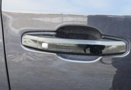 2023 Chevrolet Silverado 1500 ZR2 - Thumbnail 34