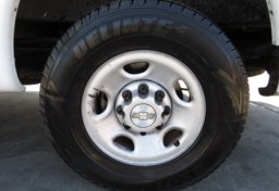 2019 Chevrolet Express Cargo Van - Thumbnail 19