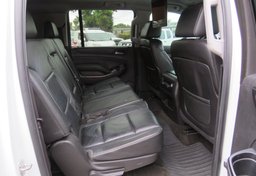 2015 Chevrolet Suburban - Thumbnail 30