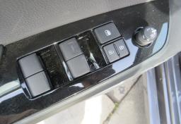 2022 Toyota Prius - Thumbnail 35