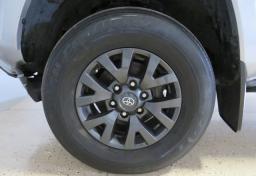 2021 Toyota Tacoma - Thumbnail 20