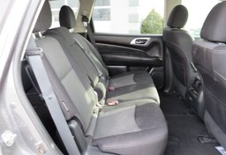 2019 Nissan Pathfinder - Thumbnail 31