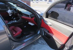 2020 Alfa Romeo Giulia - Thumbnail 19