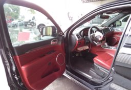 2018 Jeep Grand Cherokee Trackhawk - Thumbnail 19