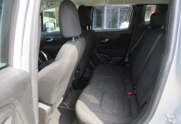 2020 Jeep Renegade - Thumbnail 27