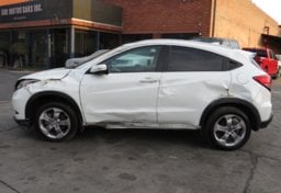 2017 Honda HR-V - Thumbnail 6