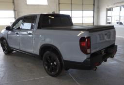 2023 Honda Ridgeline - Thumbnail 8