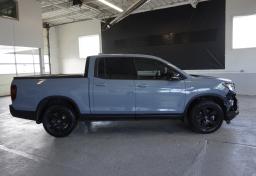 2023 Honda Ridgeline - Thumbnail 9