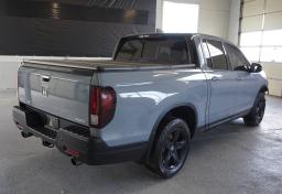 2023 Honda Ridgeline - Thumbnail 5