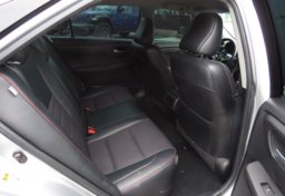 2016 Toyota Camry - Thumbnail 31