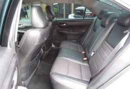 2016 Toyota Camry - Thumbnail 28