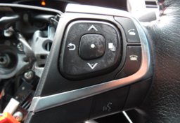 2016 Toyota Camry - Thumbnail 34