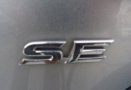 2016 Toyota Camry - Thumbnail 18