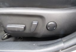 2016 Toyota Camry - Thumbnail 35