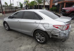 2016 Toyota Camry - Thumbnail 6