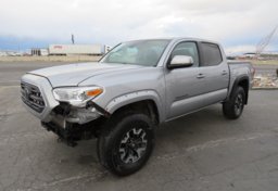 2019 Toyota Tacoma 4WD - Thumbnail 4