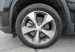 2020 Jeep Cherokee - Thumbnail 20