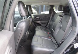 2020 Jeep Cherokee - Thumbnail 31