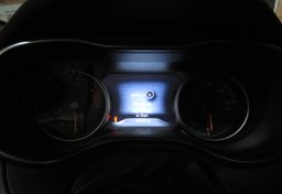 2020 Jeep Cherokee - Thumbnail 35