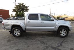 2013 Toyota Tacoma - Thumbnail 5