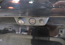 2021 Chevrolet Tahoe - Thumbnail 19