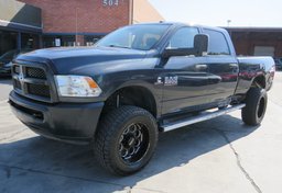 2016 Ram 2500 - Thumbnail 4