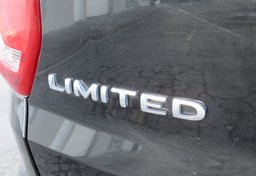 2017 Ford Explorer - Thumbnail 18