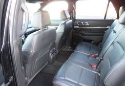 2017 Ford Explorer - Thumbnail 30