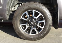 2018 Toyota Tundra - Thumbnail 11