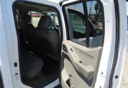 2014 Nissan Frontier - Thumbnail 23