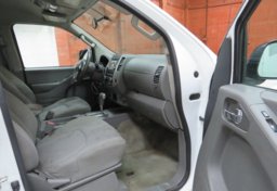 2016 Nissan Frontier - Thumbnail 19