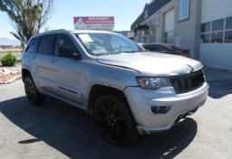 2017 Jeep Grand Cherokee - Thumbnail 3