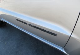 2017 Jeep Grand Cherokee - Thumbnail 16