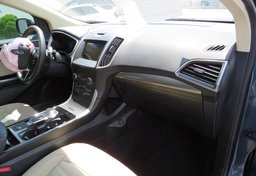 2019 Ford Edge - Thumbnail 24