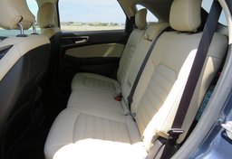 2019 Ford Edge - Thumbnail 27