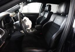 2018 Jeep Grand Cherokee - Thumbnail 35