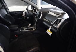 2018 Jeep Grand Cherokee - Thumbnail 32