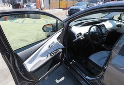 2022 Toyota Prius - Thumbnail 21