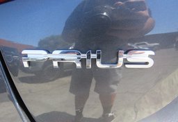 2022 Toyota Prius - Thumbnail 19