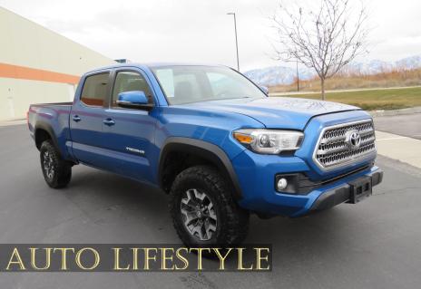Picture of 2017 Toyota Tacoma