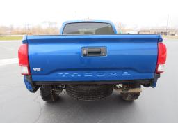 2017 Toyota Tacoma - Thumbnail 14