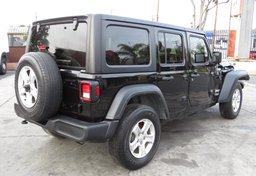 2018 Jeep Wrangler Unlimited - Thumbnail 8