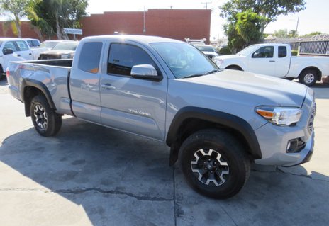 Picture of 2020 Toyota Tacoma 4WD
