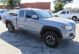 2020 Toyota Tacoma 4WD - Thumbnail 1