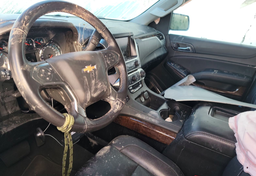 2019 Chevrolet Suburban - Thumbnail 8