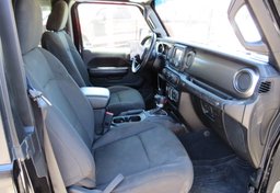 2020 Jeep Wrangler - Thumbnail 23